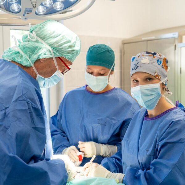 Foto Chirurgen bei OP